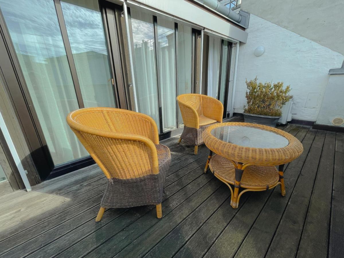 Luxury 150m2 In Desirable Area Of Historic Apartment